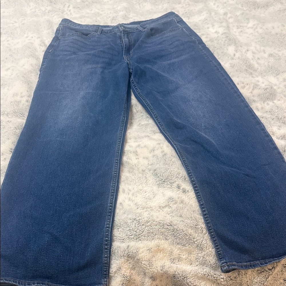 Old Navy Women's Flare Jeans in Dark Blue